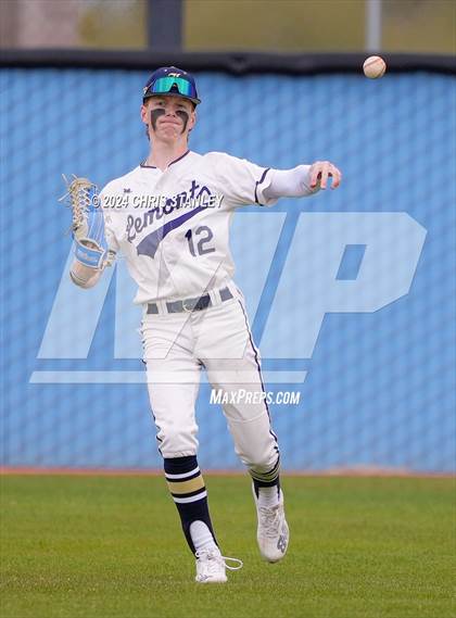 Thumbnail 2 in Lemont vs. Show Low (Wolves Classic) photogallery.