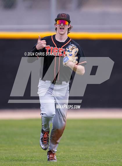 Thumbnail 3 in Yamhill-Carlton/Gaston @ Emmett (Bob Everett Classic) photogallery.