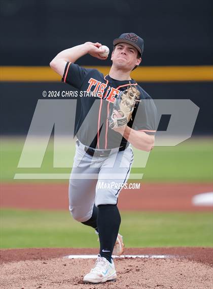 Thumbnail 2 in Yamhill-Carlton/Gaston @ Emmett (Bob Everett Classic) photogallery.
