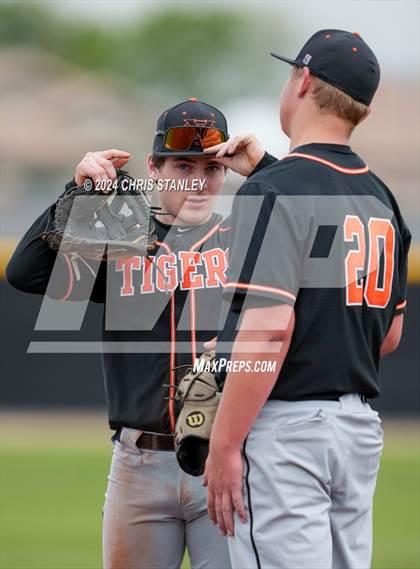 Thumbnail 3 in Yamhill-Carlton/Gaston @ Emmett (Bob Everett Classic) photogallery.