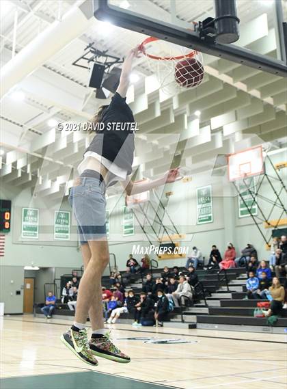 Thumbnail 2 in Slam Dunk Competition (Steve Cauchi Ram Jam) photogallery.