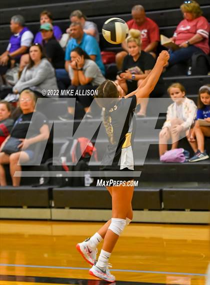 Thumbnail 3 in Berean Academy vs Hixson (Hixson Invitational Tournament) photogallery.