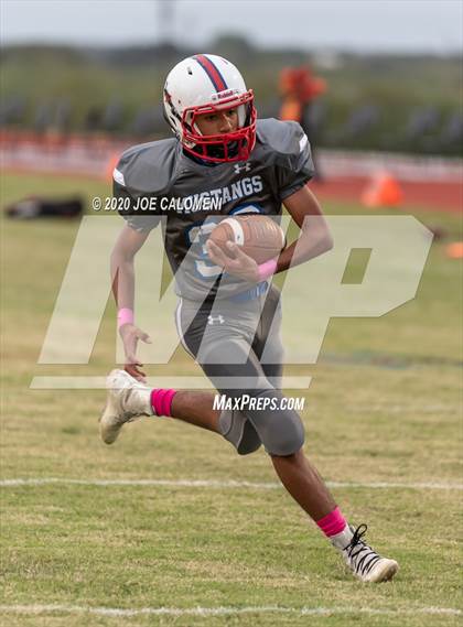Thumbnail 1 in Karnes City @ Nixon-Smiley photogallery.