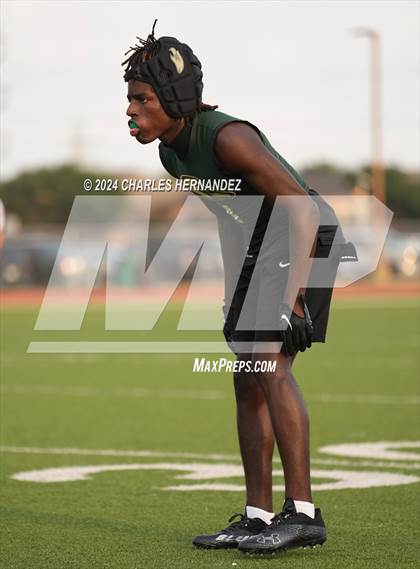 Thumbnail 2 in Cypress Park vs Cypress Falls (Texas 7 on 7 State Qualifier) photogallery.