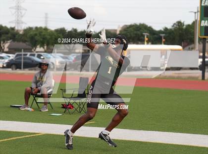Thumbnail 2 in Cypress Park vs Cypress Falls (Texas 7 on 7 State Qualifier) photogallery.