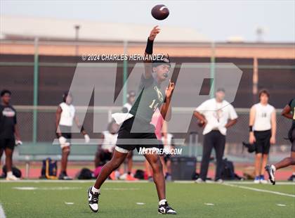Thumbnail 1 in Cypress Park vs Cypress Falls (Texas 7 on 7 State Qualifier) photogallery.