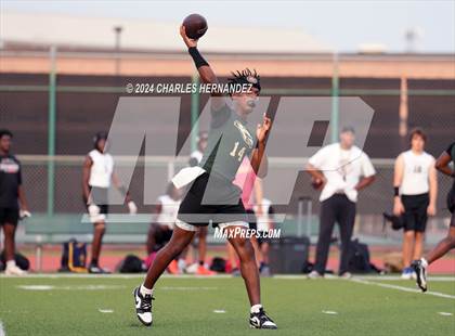 Thumbnail 3 in Cypress Park vs Cypress Falls (Texas 7 on 7 State Qualifier) photogallery.