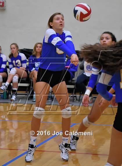 Thumbnail 1 in Clark vs Alamo Heights (NEISD Invitational) photogallery.
