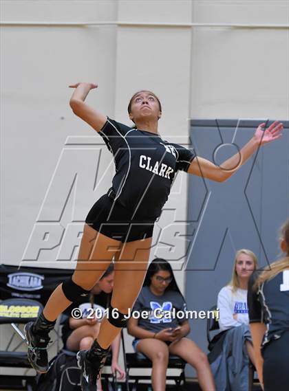 Thumbnail 1 in Clark vs Alamo Heights (NEISD Invitational) photogallery.
