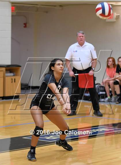 Thumbnail 1 in Clark vs Alamo Heights (NEISD Invitational) photogallery.