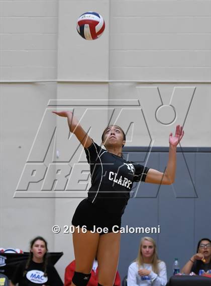 Thumbnail 2 in Clark vs Alamo Heights (NEISD Invitational) photogallery.
