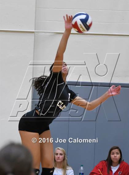 Thumbnail 1 in Clark vs Alamo Heights (NEISD Invitational) photogallery.