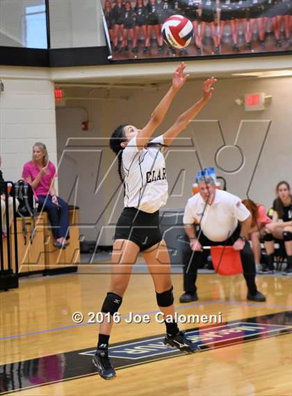 Thumbnail 2 in Clark vs Alamo Heights (NEISD Invitational) photogallery.