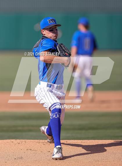 Thumbnail 1 in Poston Butte @ Mesquite (AIA 4A Semifinals) photogallery.