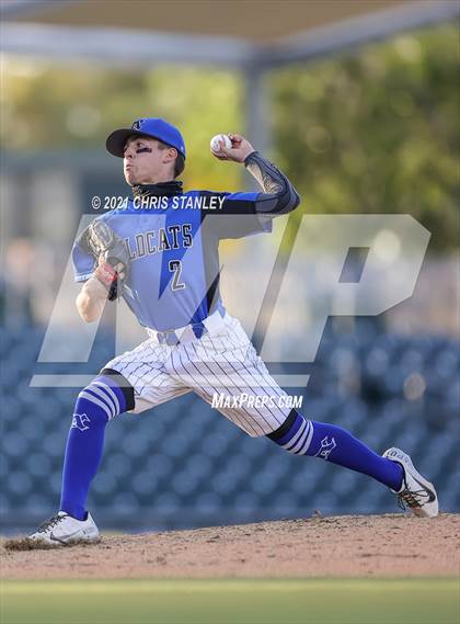Thumbnail 2 in Poston Butte @ Mesquite (AIA 4A Semifinals) photogallery.