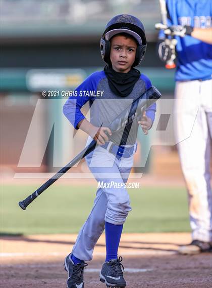 Thumbnail 1 in Poston Butte @ Mesquite (AIA 4A Semifinals) photogallery.