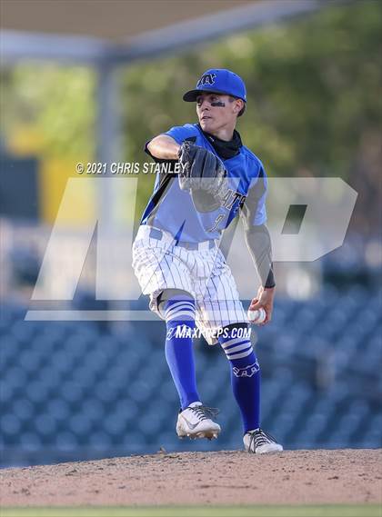 Thumbnail 2 in Poston Butte @ Mesquite (AIA 4A Semifinals) photogallery.