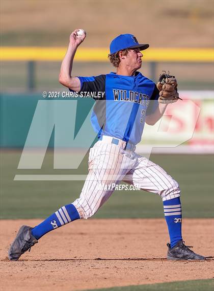 Thumbnail 1 in Poston Butte @ Mesquite (AIA 4A Semifinals) photogallery.
