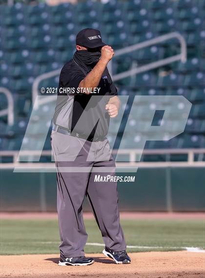 Thumbnail 3 in Poston Butte @ Mesquite (AIA 4A Semifinals) photogallery.