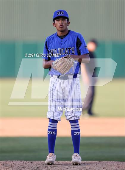 Thumbnail 3 in Poston Butte @ Mesquite (AIA 4A Semifinals) photogallery.