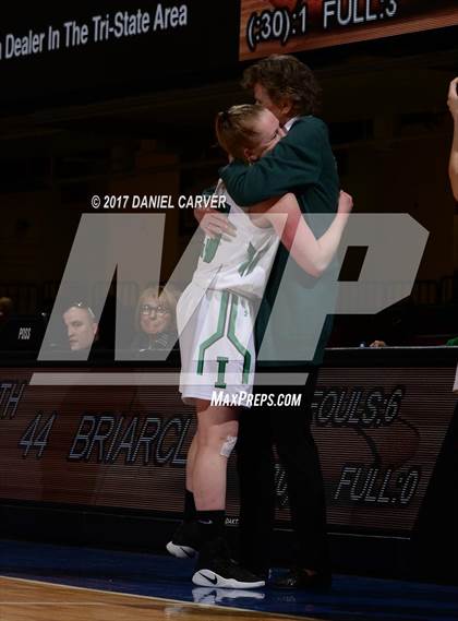 Thumbnail 1 in Irvington vs. Briarcliff (Section 1 Class B Final) photogallery.