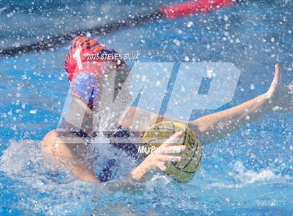 Thumbnail 2 in Clairemont vs. San Clemente (San Diego Beaches Tournament) photogallery.