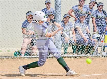 Thumbnail 1 in Holtville vs. Mar Vista photogallery.