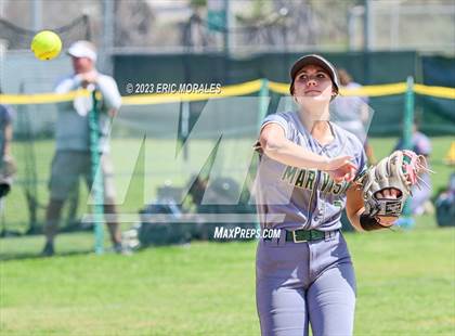 Thumbnail 2 in Holtville vs. Mar Vista photogallery.