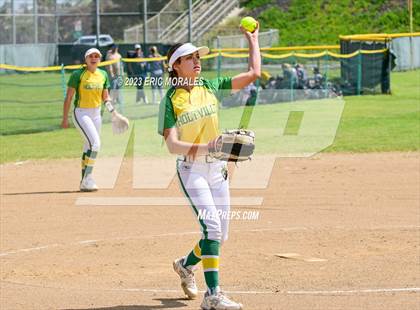 Thumbnail 1 in Holtville vs. Mar Vista photogallery.