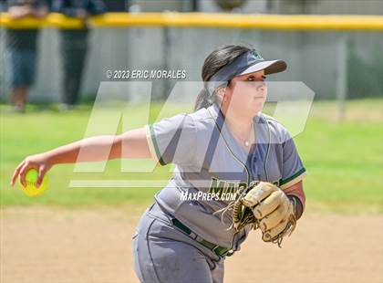 Thumbnail 1 in Holtville vs. Mar Vista photogallery.