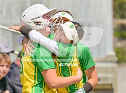 Thumbnail 1 in Holtville vs. Mar Vista photogallery.