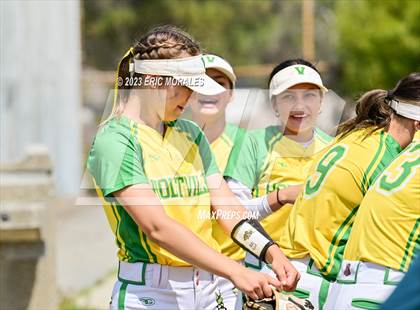 Thumbnail 2 in Holtville vs. Mar Vista photogallery.