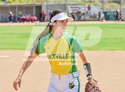 Thumbnail 3 in Holtville vs. Mar Vista photogallery.