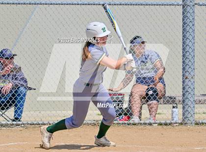 Thumbnail 2 in Holtville vs. Mar Vista photogallery.