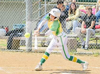 Thumbnail 1 in Holtville vs. Mar Vista photogallery.