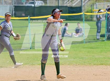 Thumbnail 2 in Holtville vs. Mar Vista photogallery.