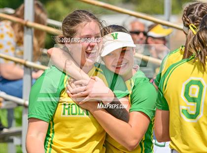Thumbnail 3 in Holtville vs. Mar Vista photogallery.