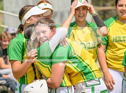 Thumbnail 2 in Holtville vs. Mar Vista photogallery.