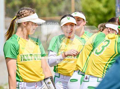 Thumbnail 2 in Holtville vs. Mar Vista photogallery.