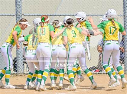 Thumbnail 1 in Holtville vs. Mar Vista photogallery.