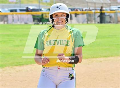 Thumbnail 3 in Holtville vs. Mar Vista photogallery.