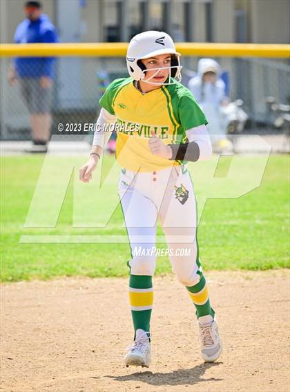 Thumbnail 3 in Holtville vs. Mar Vista photogallery.
