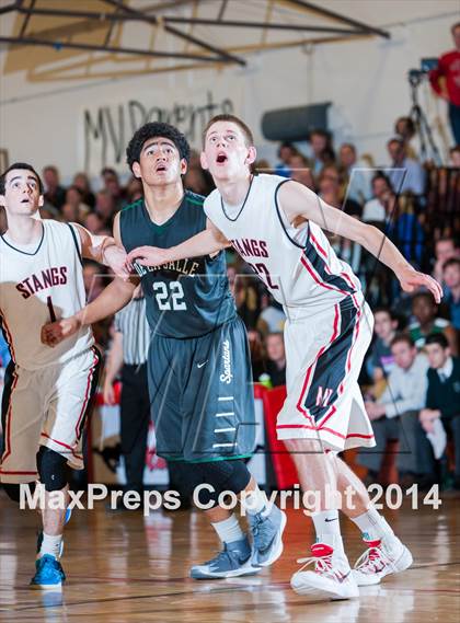 Thumbnail 1 in De La Salle vs. Monte Vista (CIF NCS D1 Playoffs) photogallery.