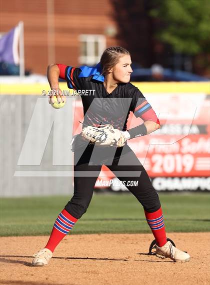 Thumbnail 3 in Bartlett @ DeSoto Central photogallery.