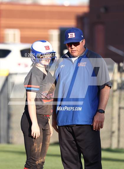 Thumbnail 3 in Bartlett @ DeSoto Central photogallery.