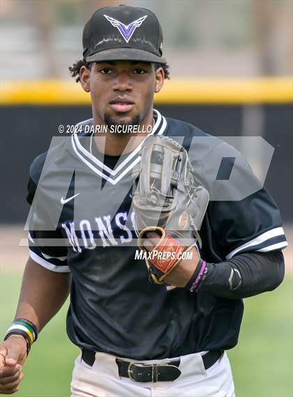 Thumbnail 2 in Valley Vista vs Alhambra (Bob Everett Classic) photogallery.