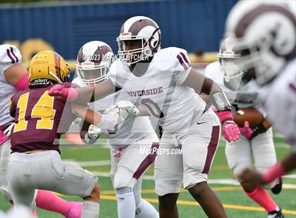 Thumbnail 3 in Riverside @ Gloucester Catholic photogallery.