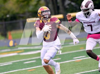 Thumbnail 3 in Riverside @ Gloucester Catholic photogallery.