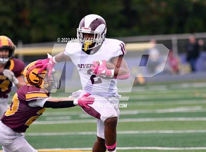 Thumbnail 1 in Riverside @ Gloucester Catholic photogallery.