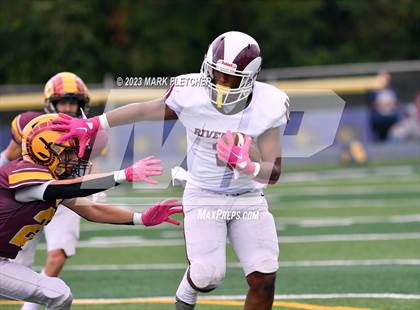 Thumbnail 3 in Riverside @ Gloucester Catholic photogallery.